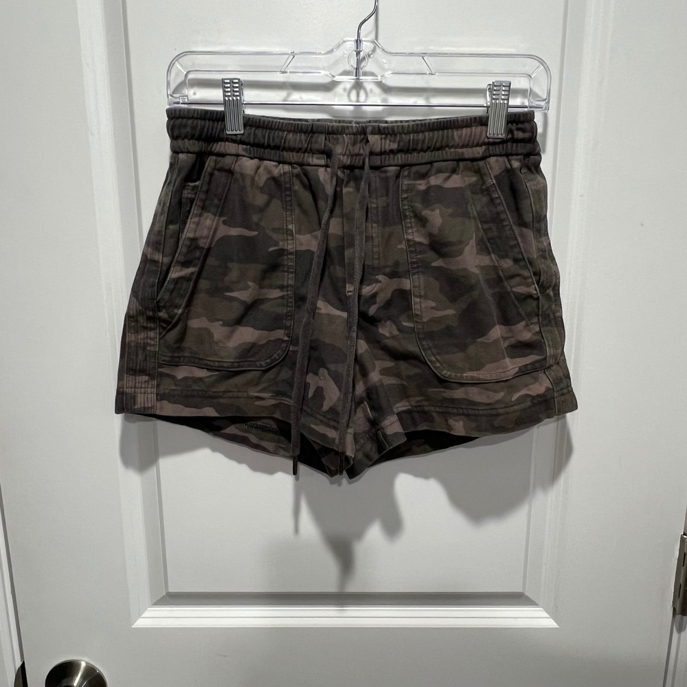 Athleta Women Shorts Farallon Camo Drawstring Cotton Spandex Size 2